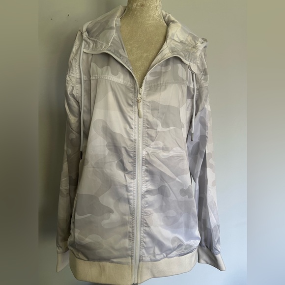 Unisex lightweight spring jacket. - Picture 2 of 4